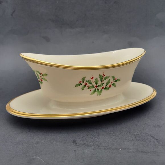 LENOX Holiday Gravy Boat Attached Underplate Holiday Holly Made in USA 24K Gold - Picture 8 of 12